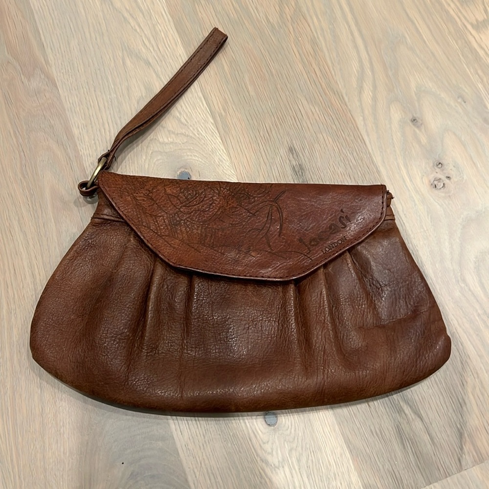 Jocasi London leather clutch